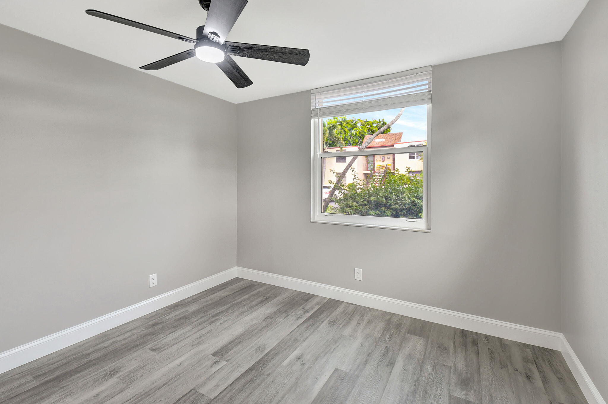 8 Willowbrook Lane, 101, Delray Beach Unit: 101