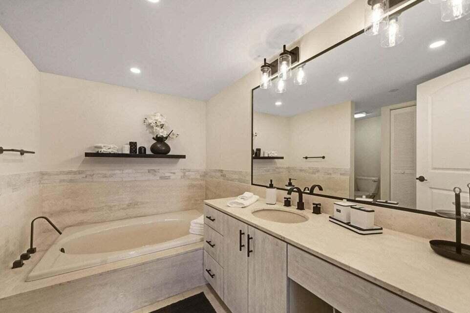 4201 N Ocean 1605 Boulevard 1605