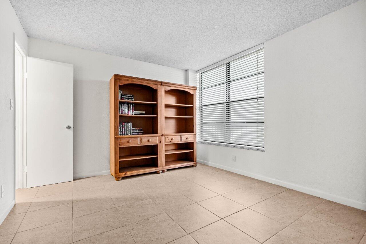 12 Royal Palm Way Unit 405