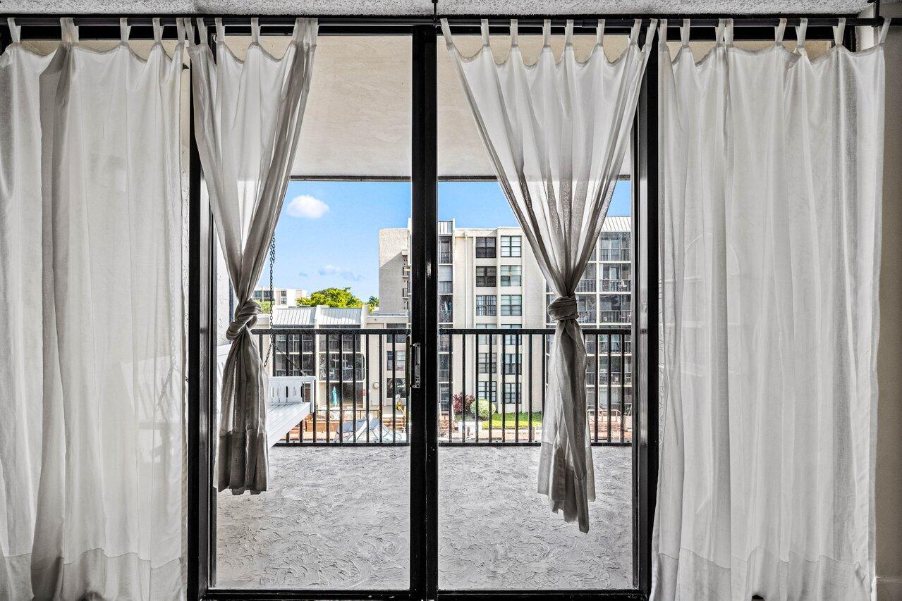 12 Royal Palm Way Unit 405