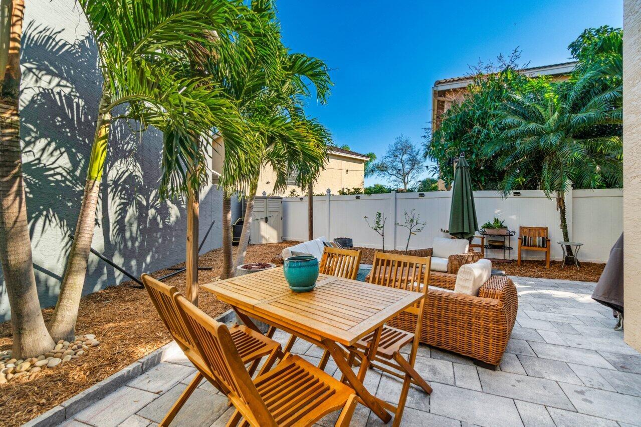 5406 Sealine Boulevard