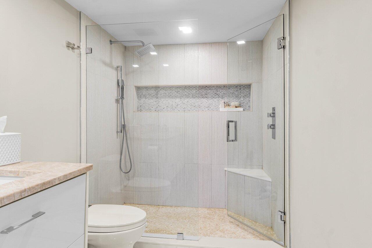 1975 Bridgewood Drive