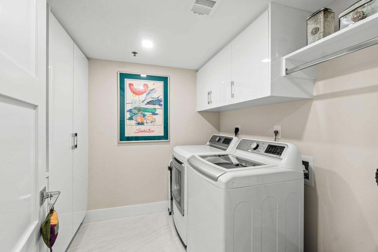 1975 Bridgewood Drive