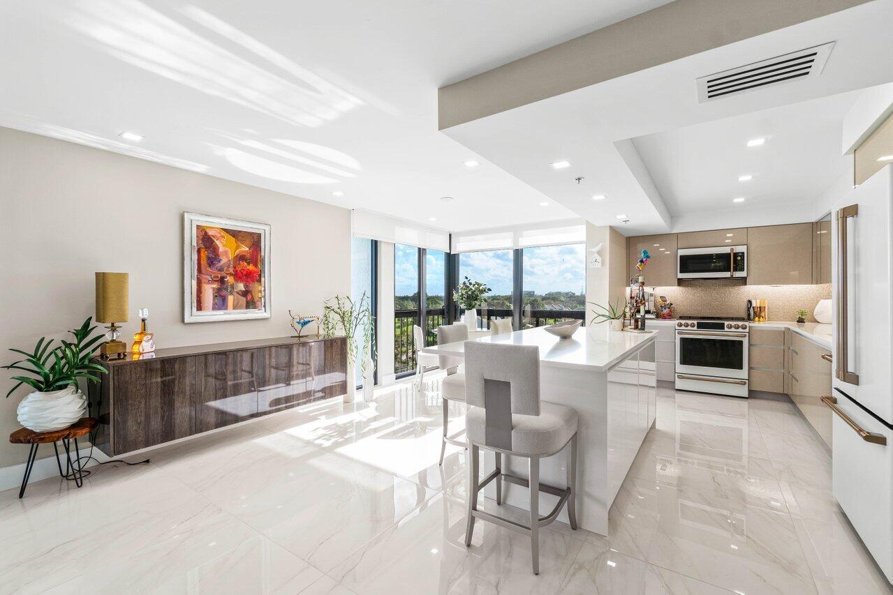 1975 Bridgewood Drive