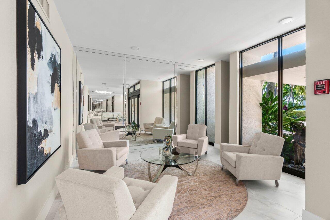 1975 Bridgewood Drive