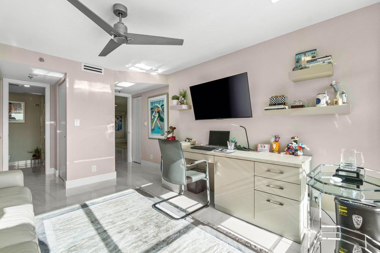 1975 Bridgewood Drive