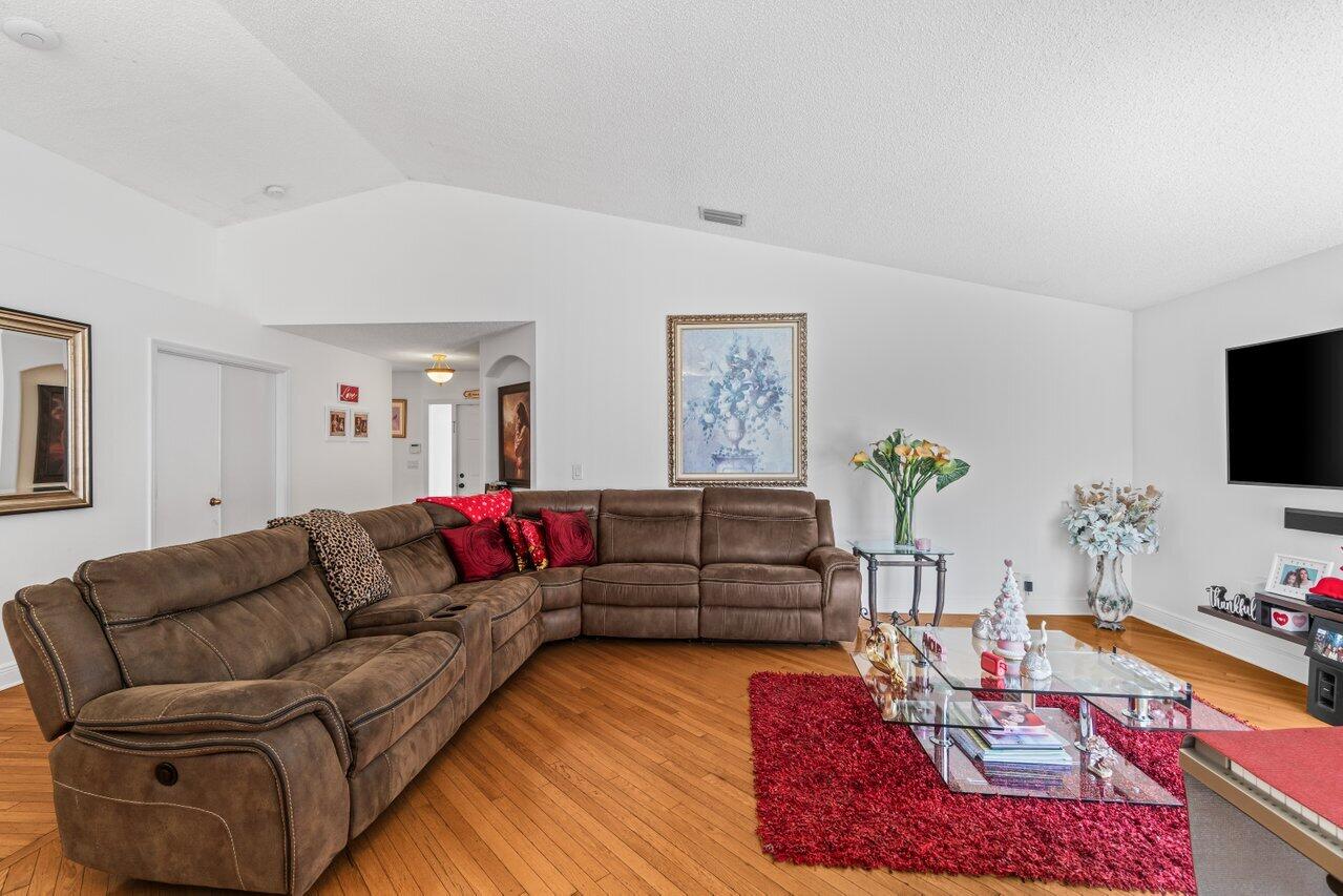 5169 Prairie Dunes Village Circle