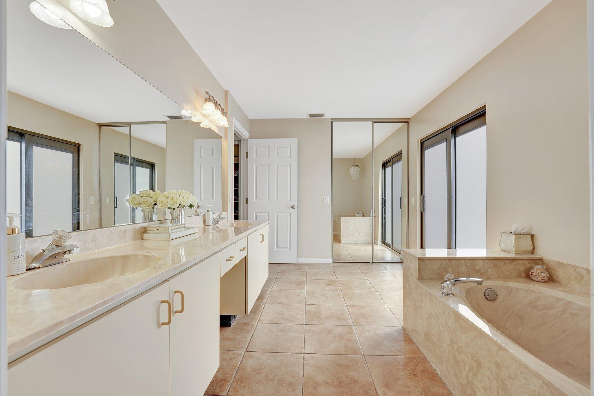 11660 Island Lakes Lane