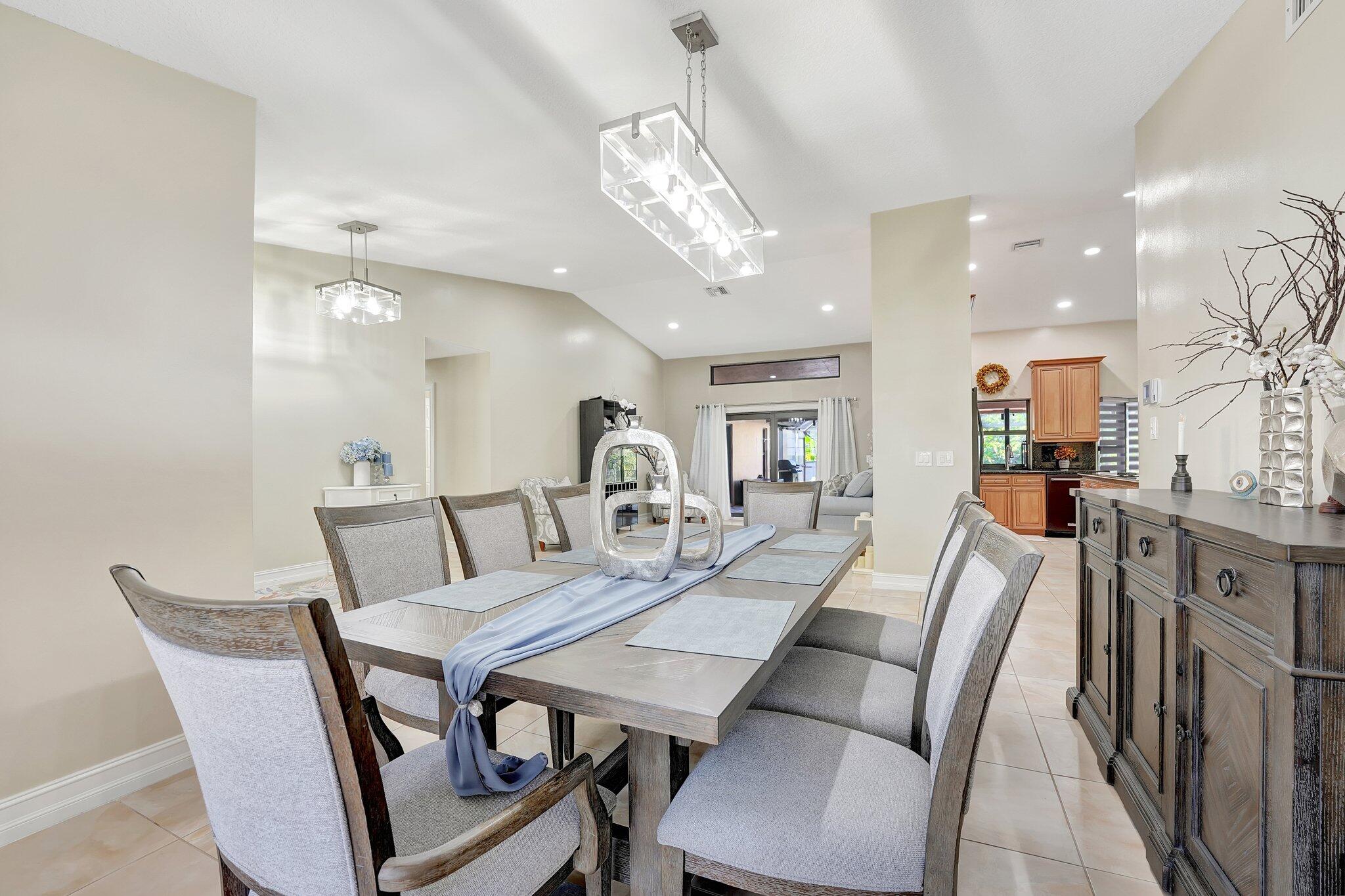 11660 Island Lakes Lane