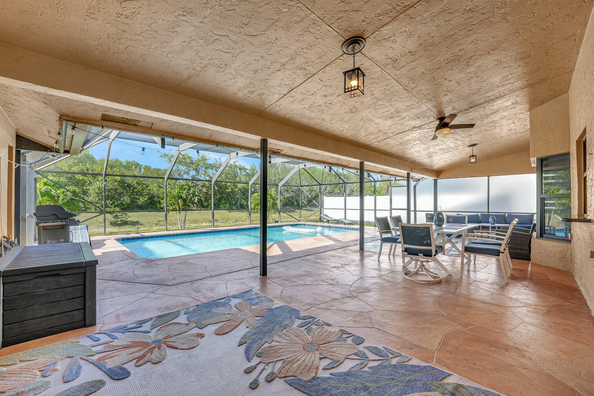 11660 Island Lakes Lane