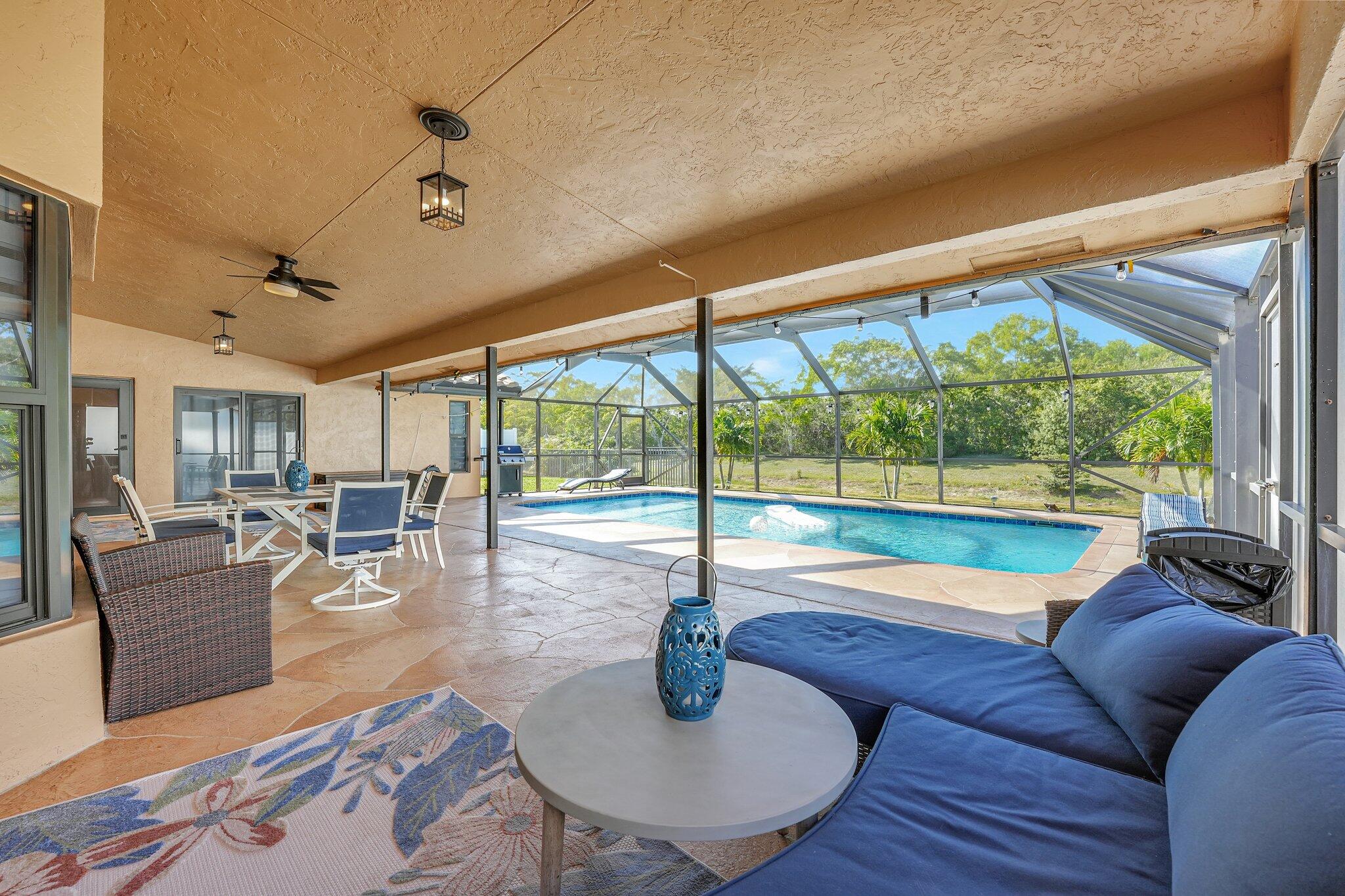 11660 Island Lakes Lane