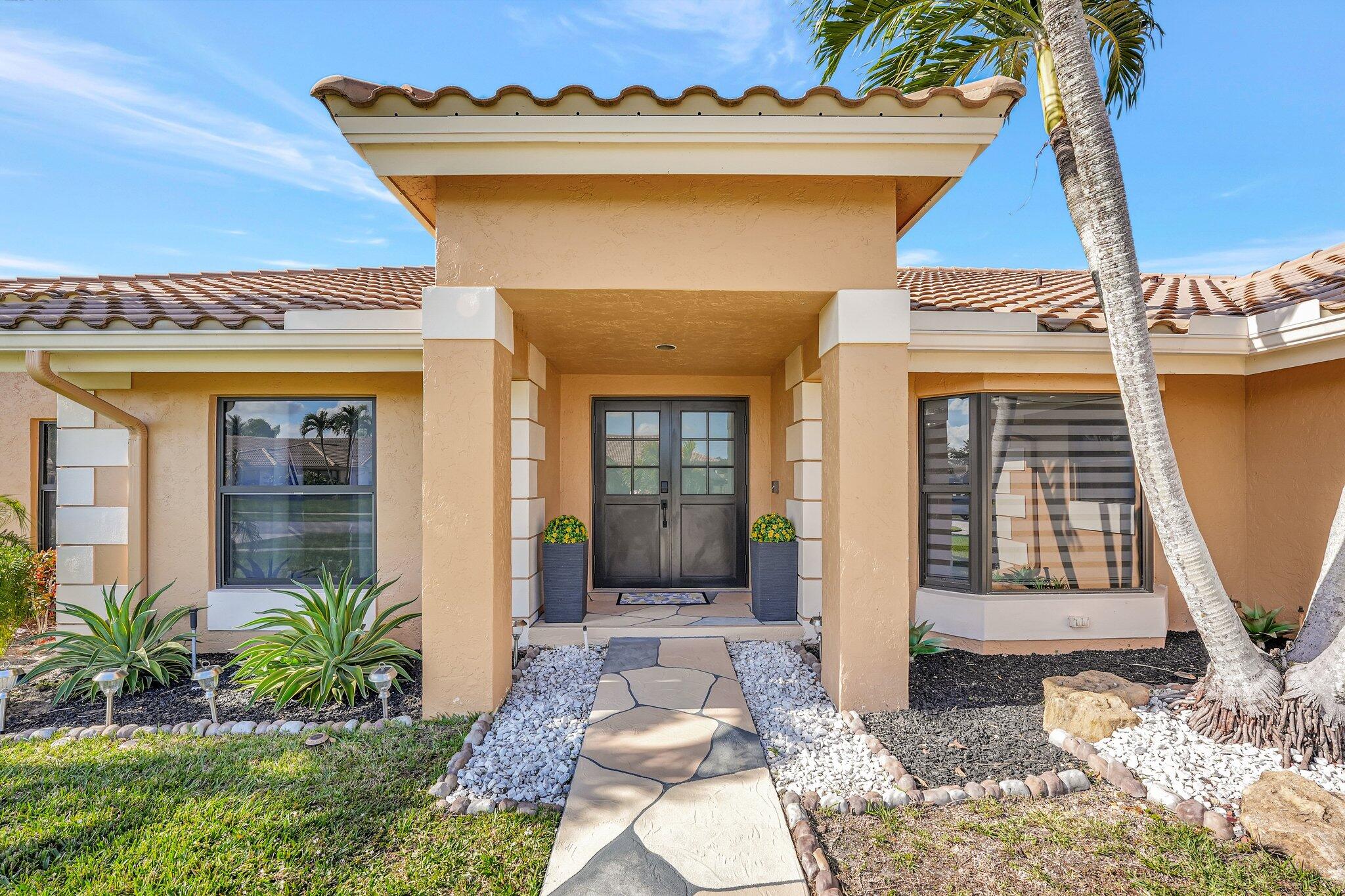11660 Island Lakes Lane