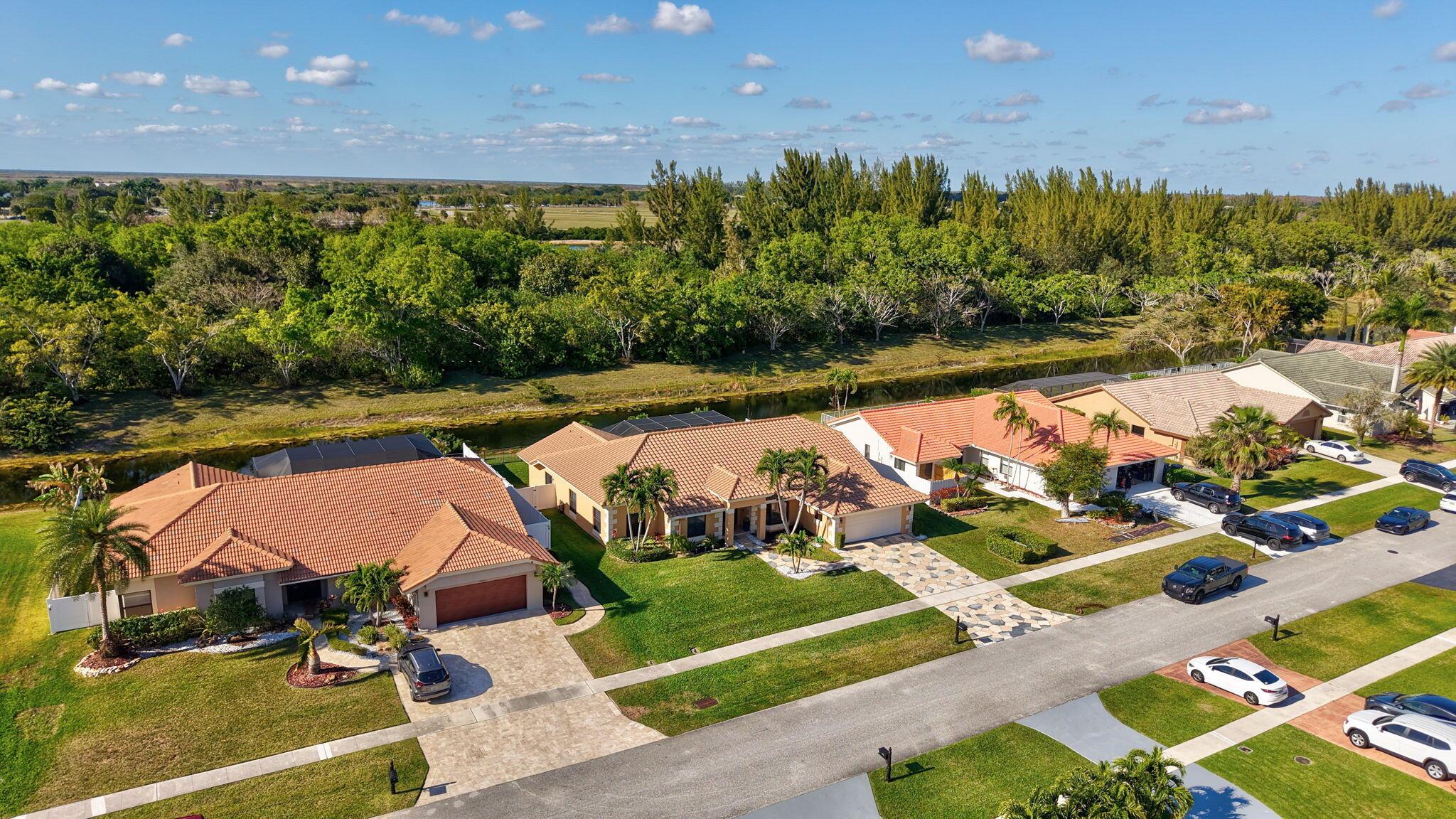 11660 Island Lakes Lane