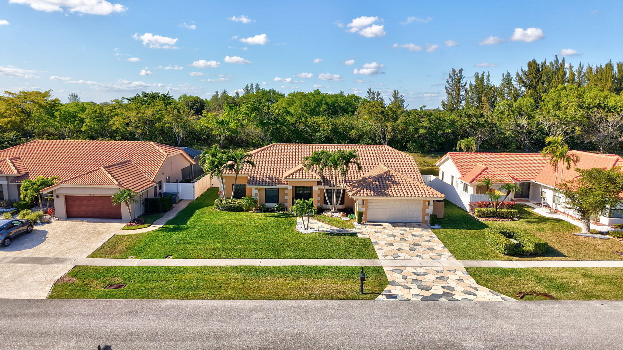 11660 Island Lakes Lane