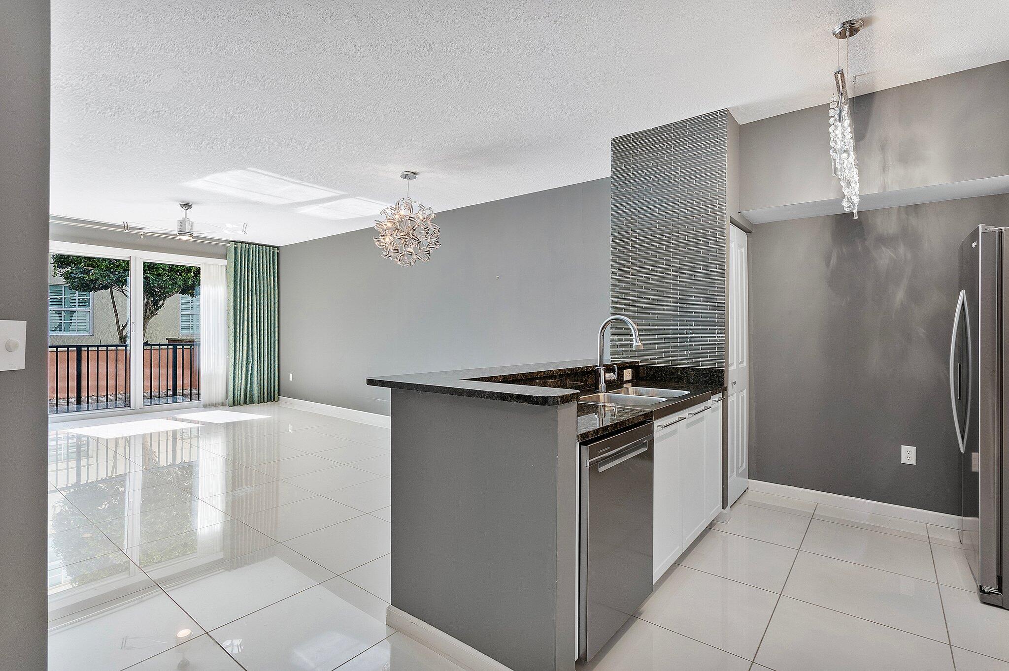 235 NE 1st Street 314