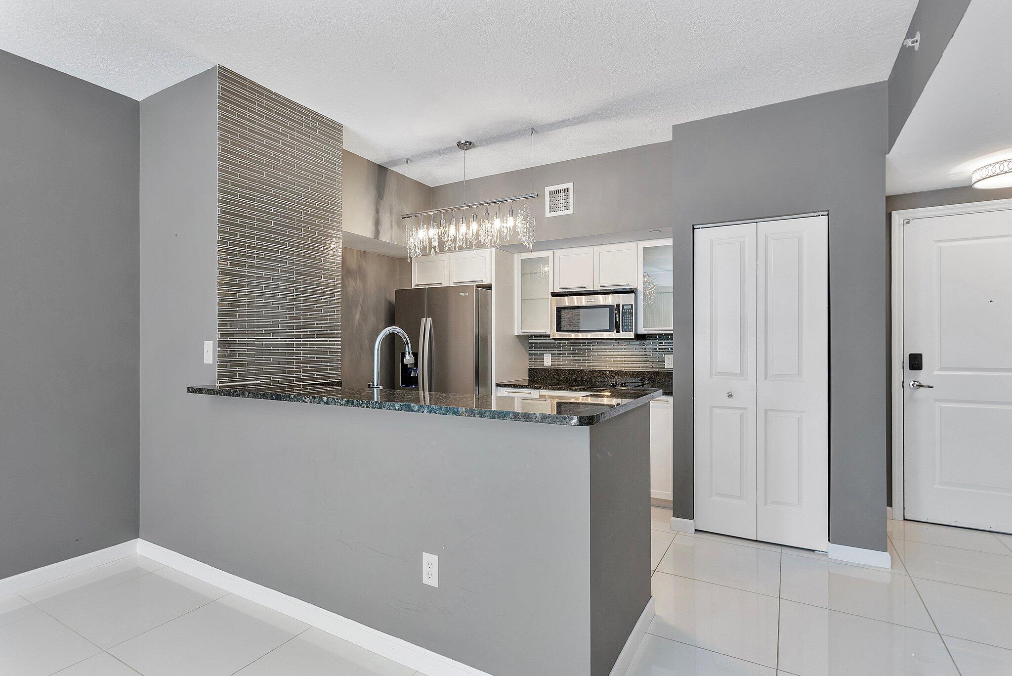 235 NE 1st Street 314