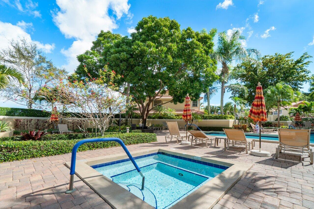 3422 Deer Creek Palladian Circle