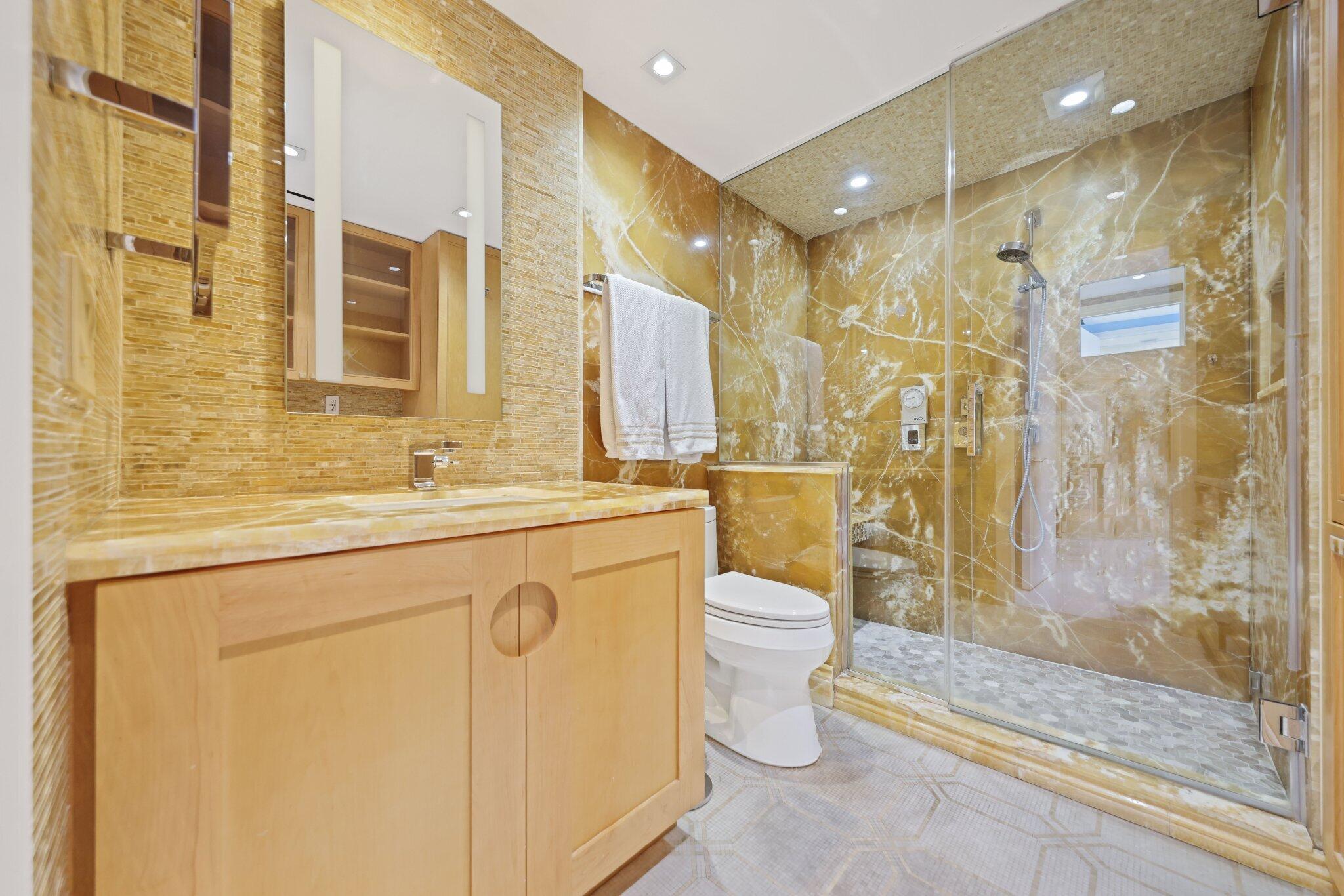 5500 Collins Avenue 1704