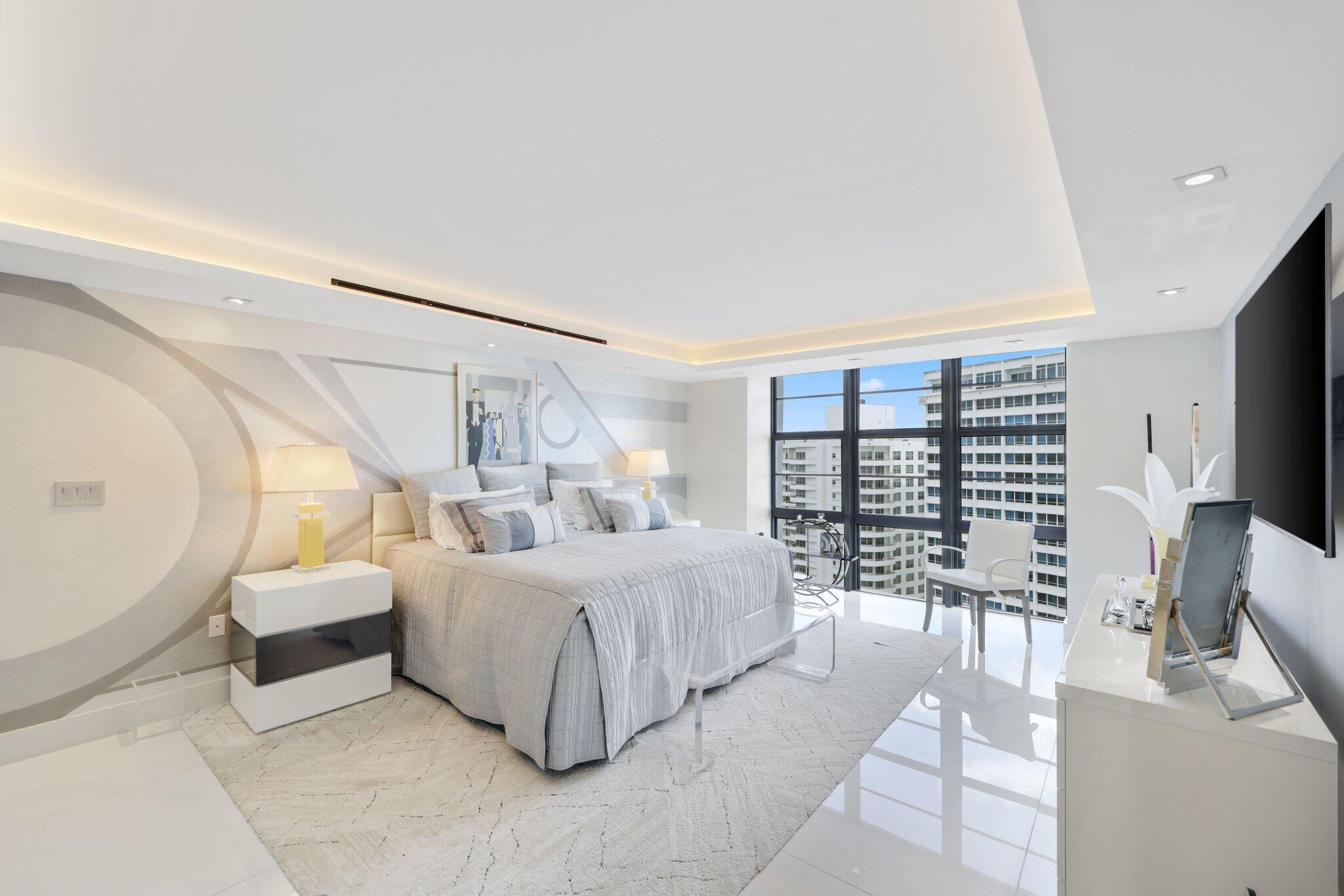 5500 Collins Avenue 1704