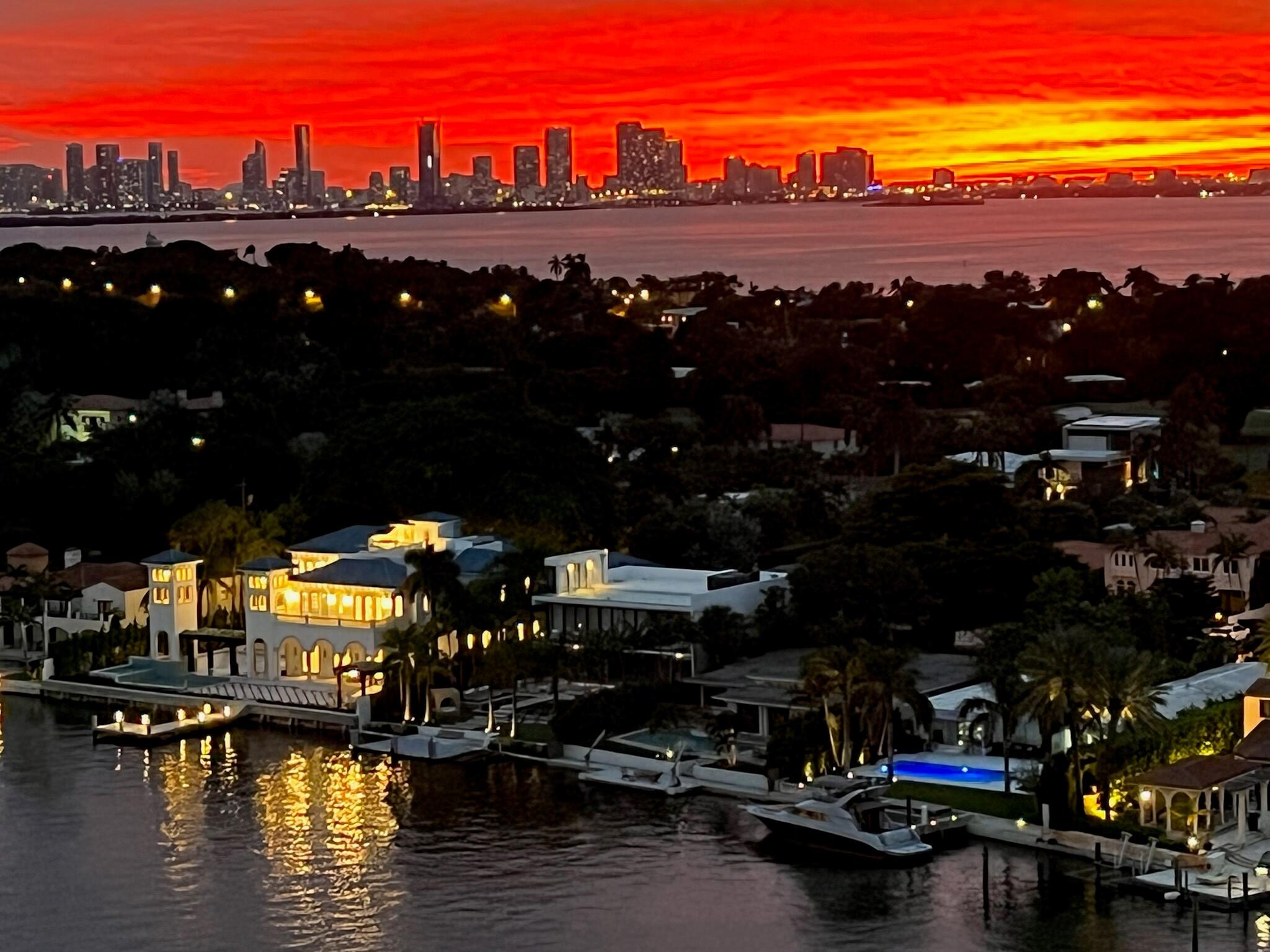 5500 Collins Avenue 1704