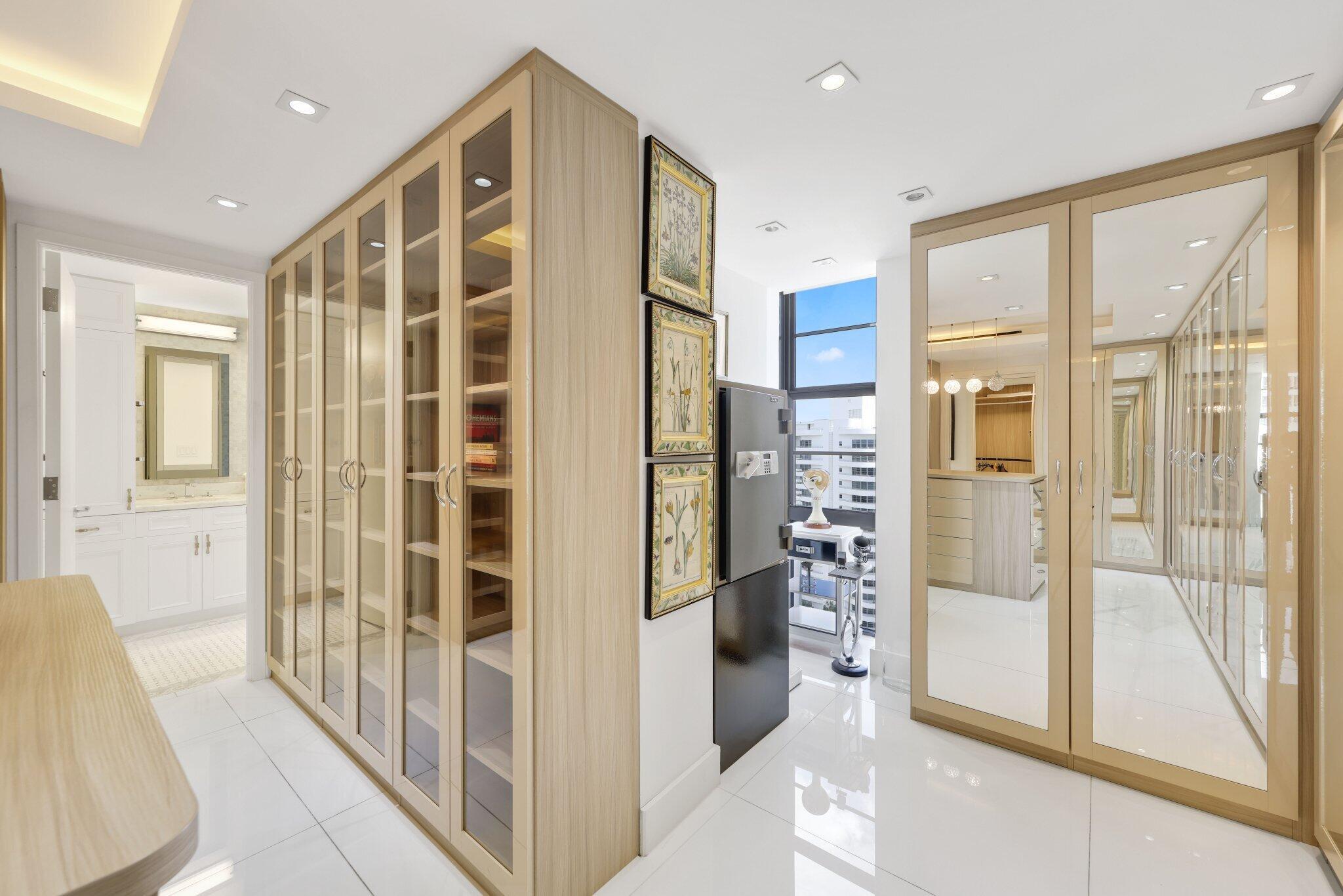 5500 Collins Avenue 1704