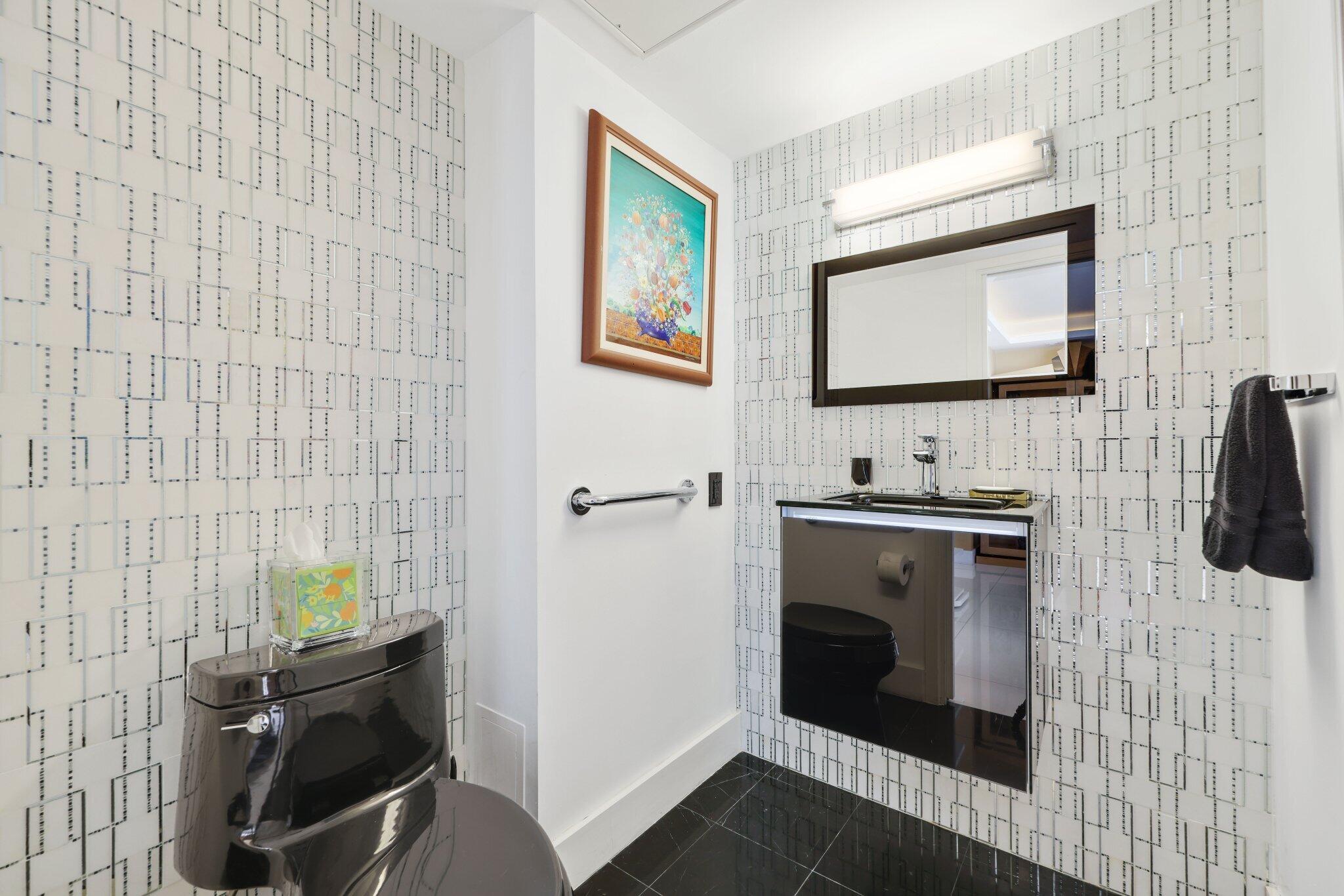 5500 Collins Avenue 1704