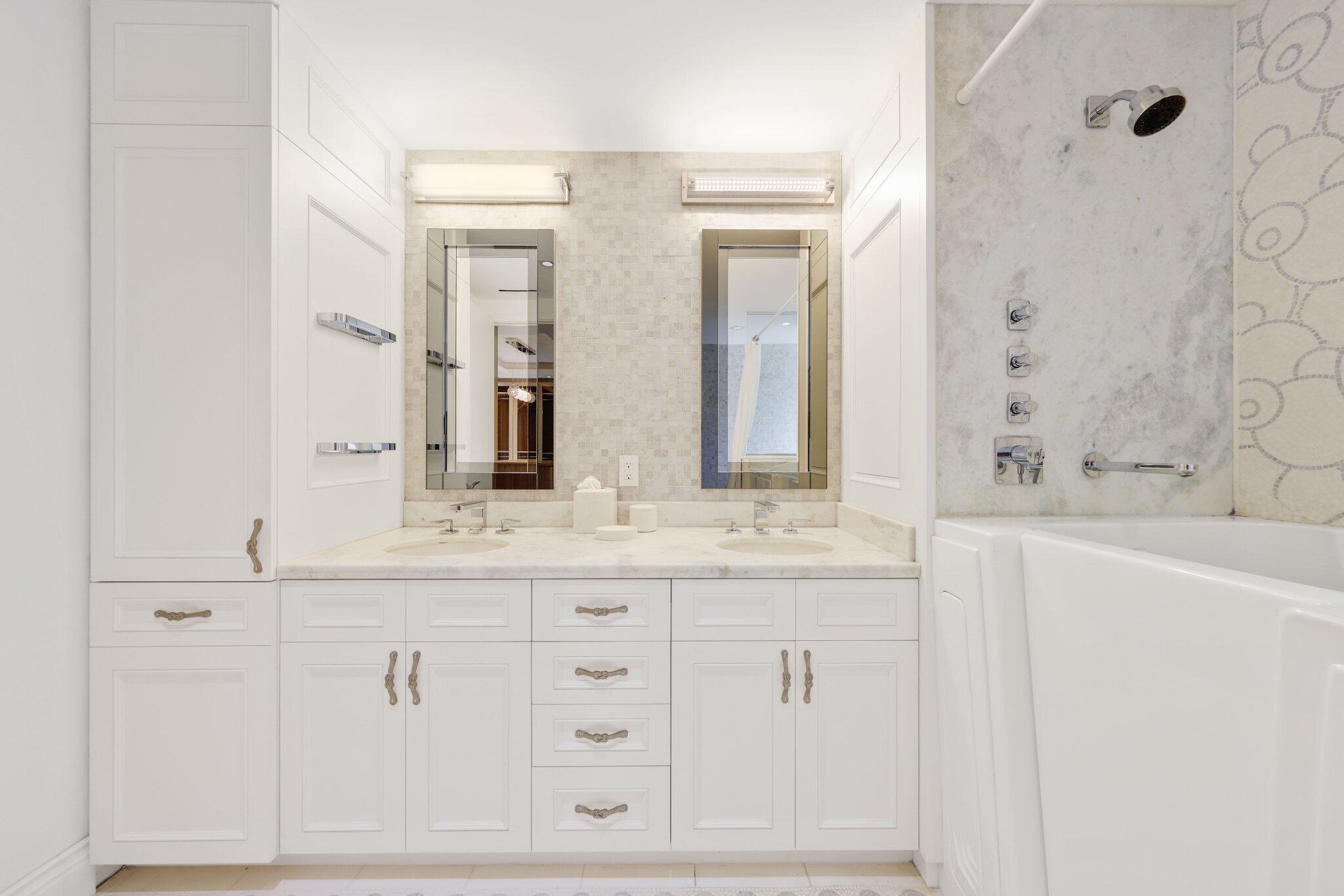 5500 Collins Avenue 1704