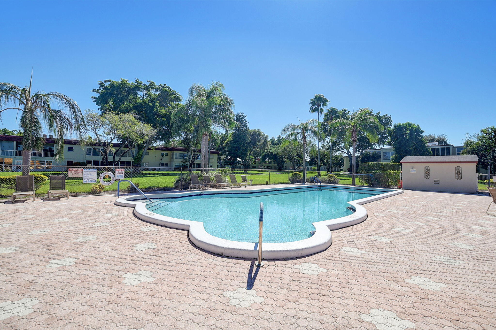 24 Abbey Lane, 207, Delray Beach Unit: 207
