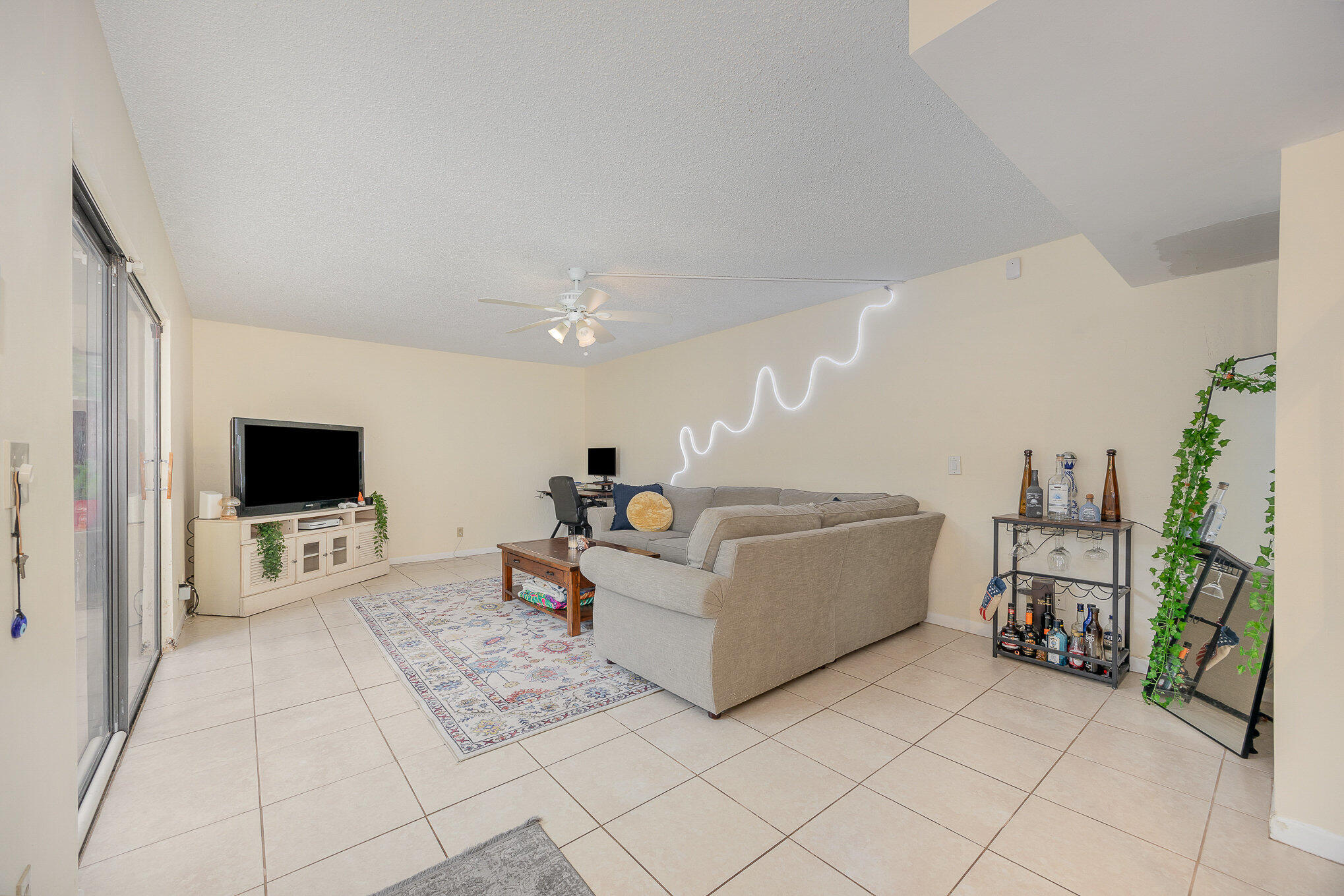 3305 Spanish Wells Drive 41-B