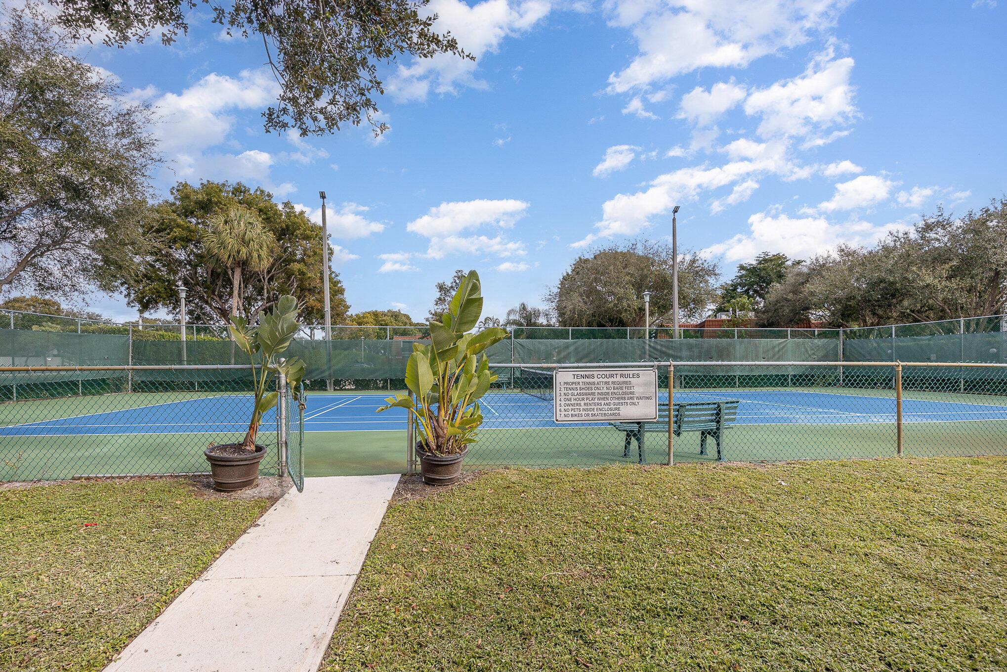 3305 Spanish Wells Drive 41-B