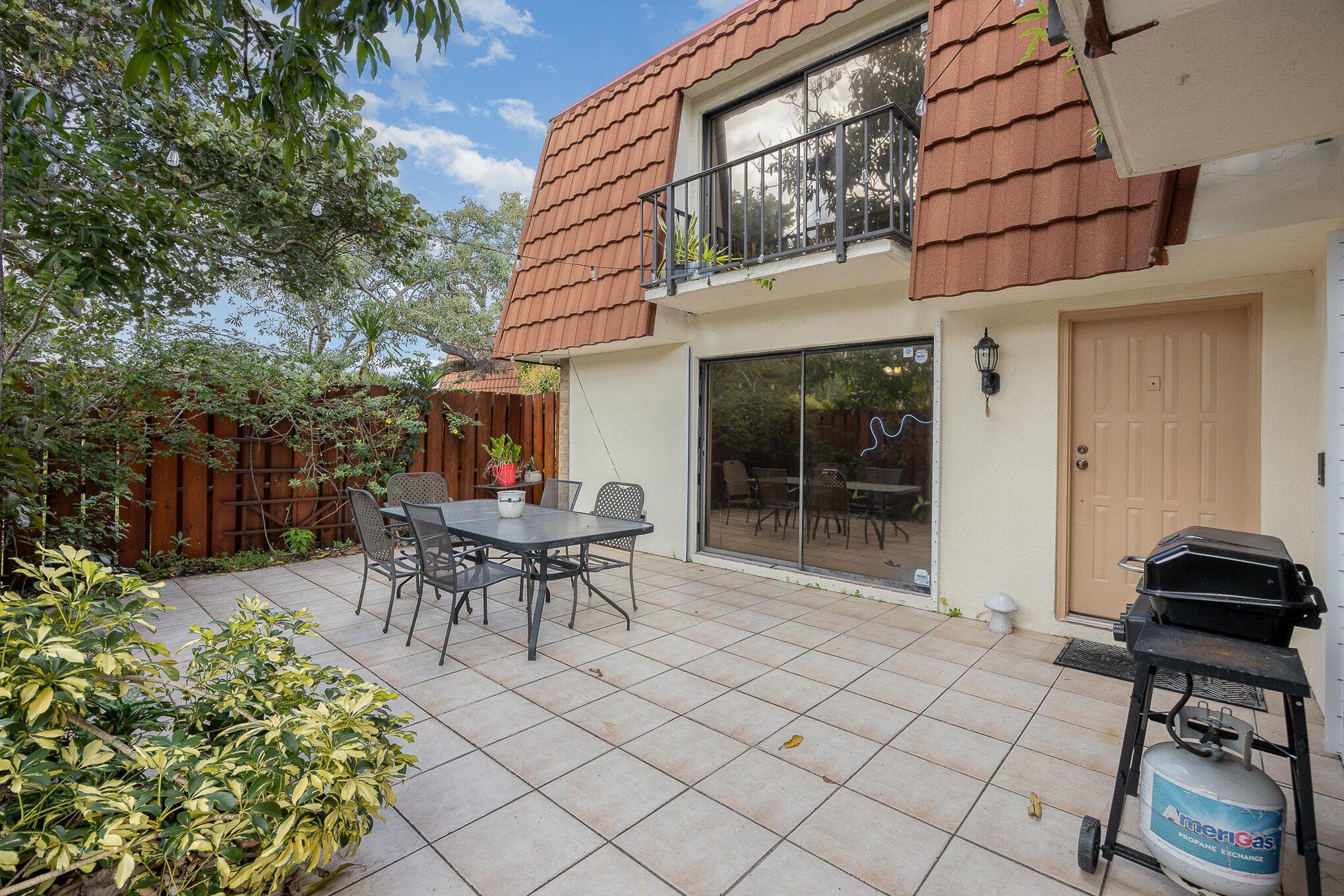 3305 Spanish Wells Drive 41-B