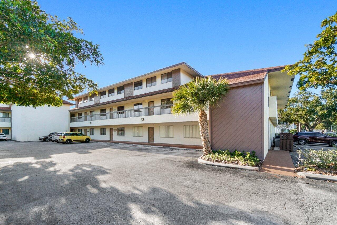 400 Executive Center Drive 209