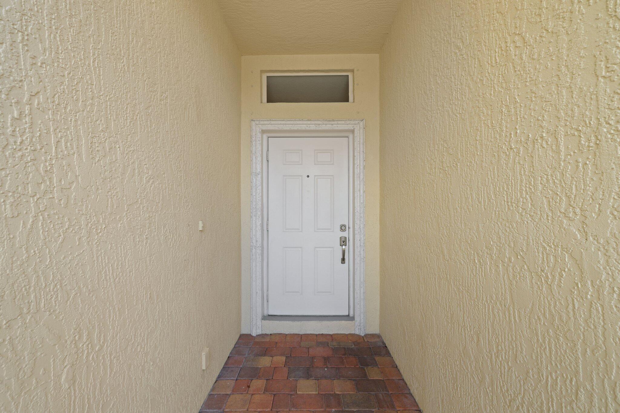 4220 NE 5th Avenue 4220