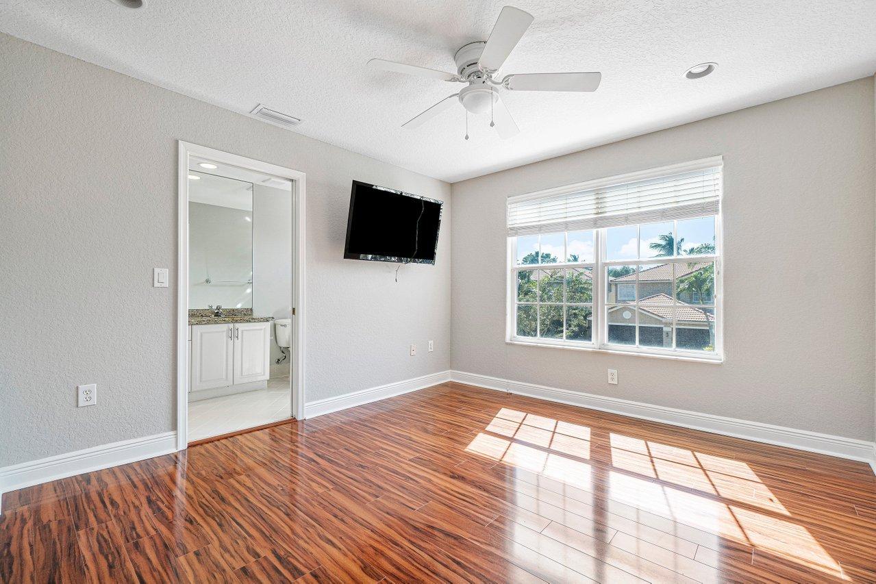 15841 Corintha Terrace
