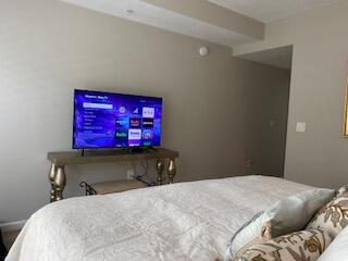 225 NE 1st Street 211