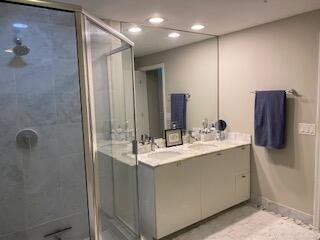 225 NE 1st Street 211