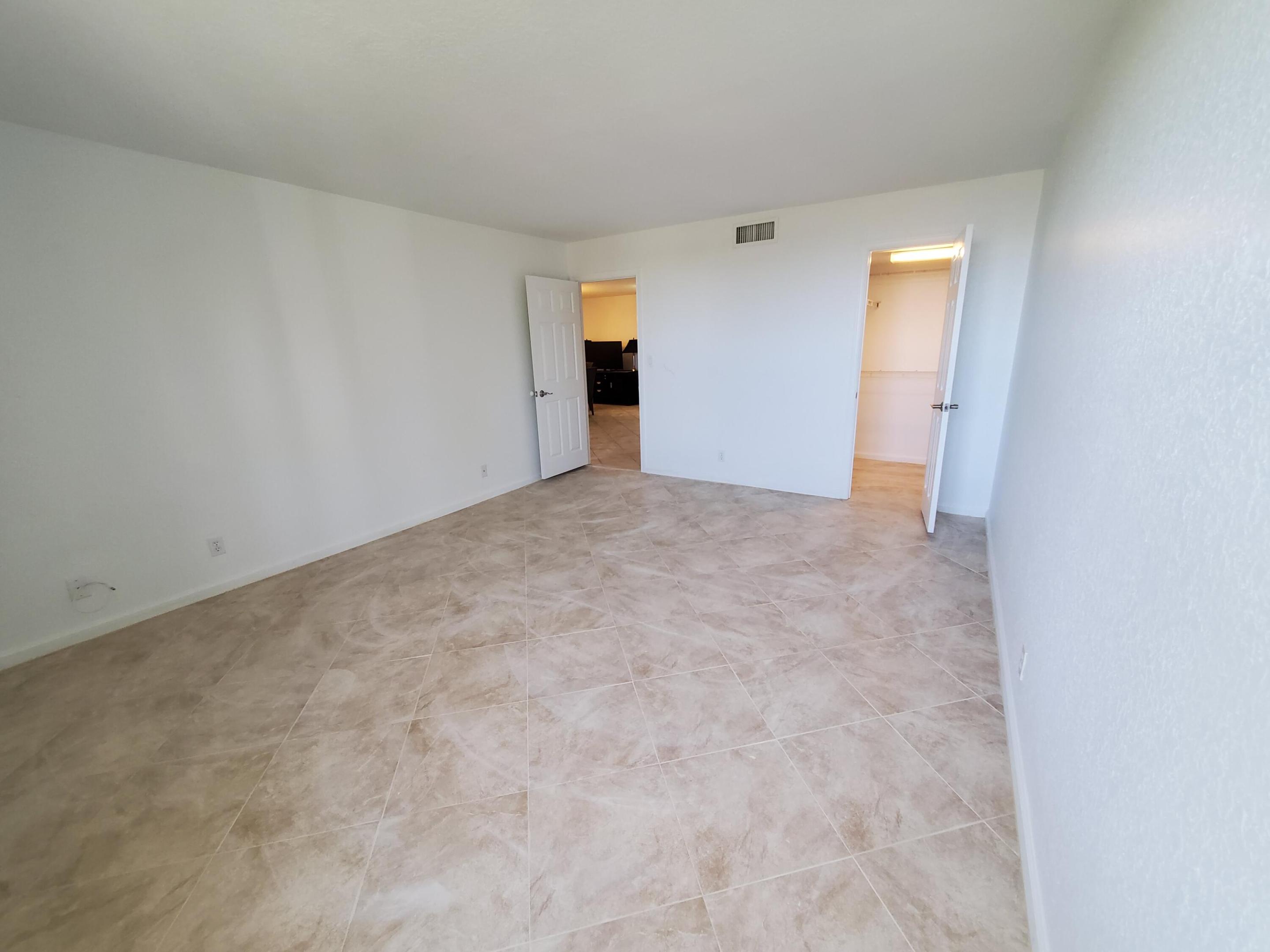 1000 Spanish River Road 4k, Boca Raton Unit: 4k