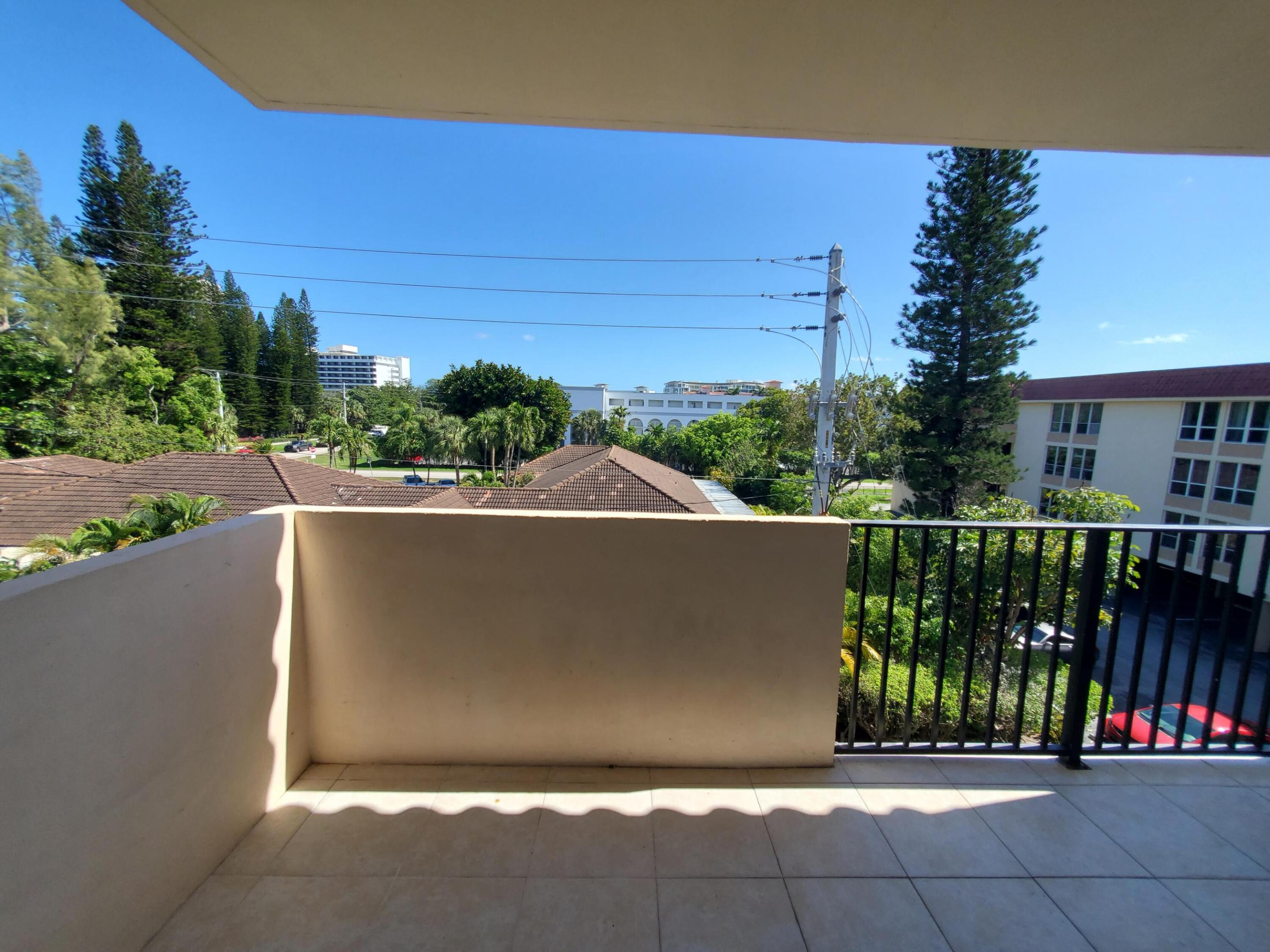 1000 Spanish River Road 4k, Boca Raton Unit: 4k