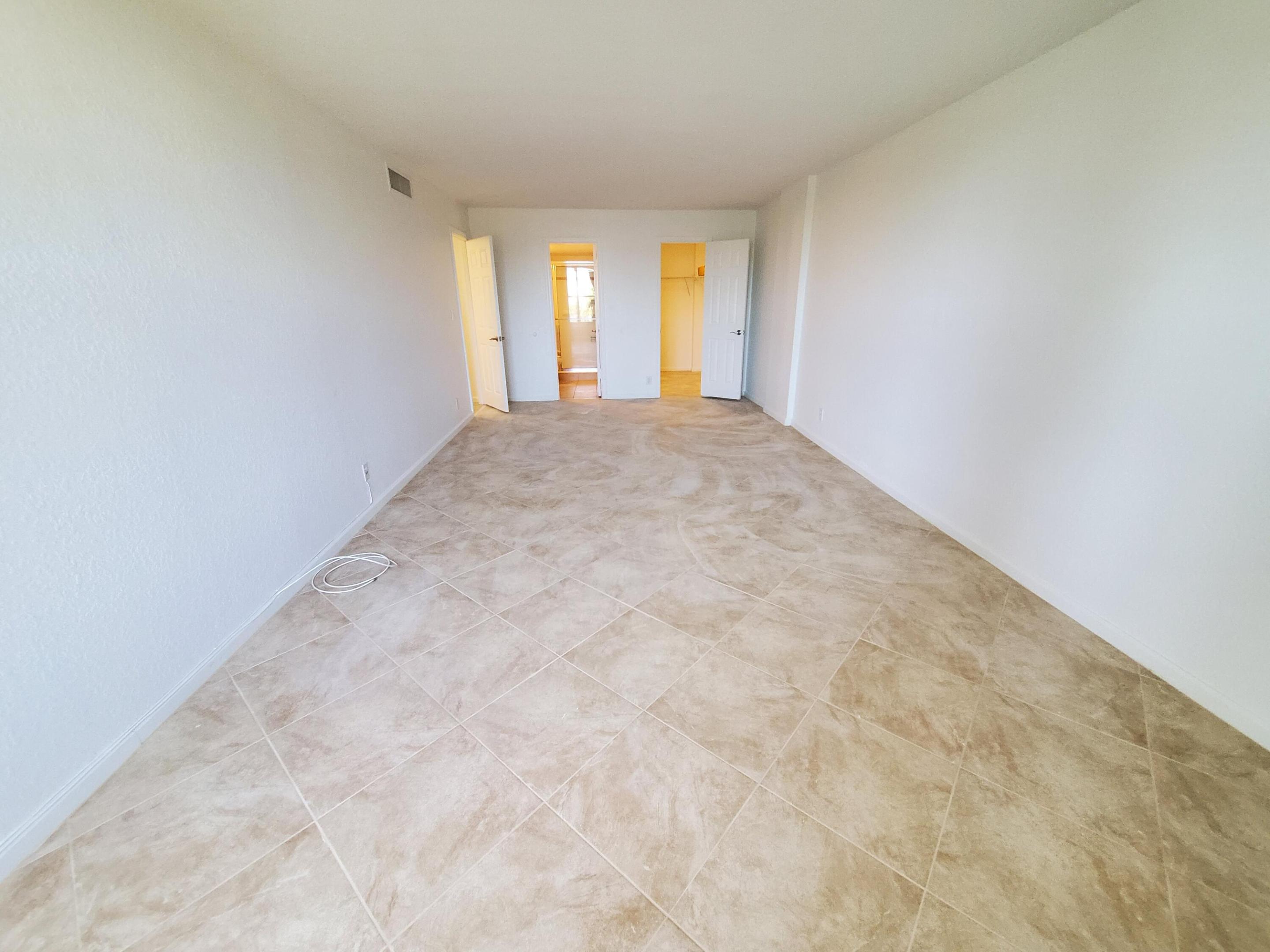 1000 Spanish River Road 4k, Boca Raton Unit: 4k