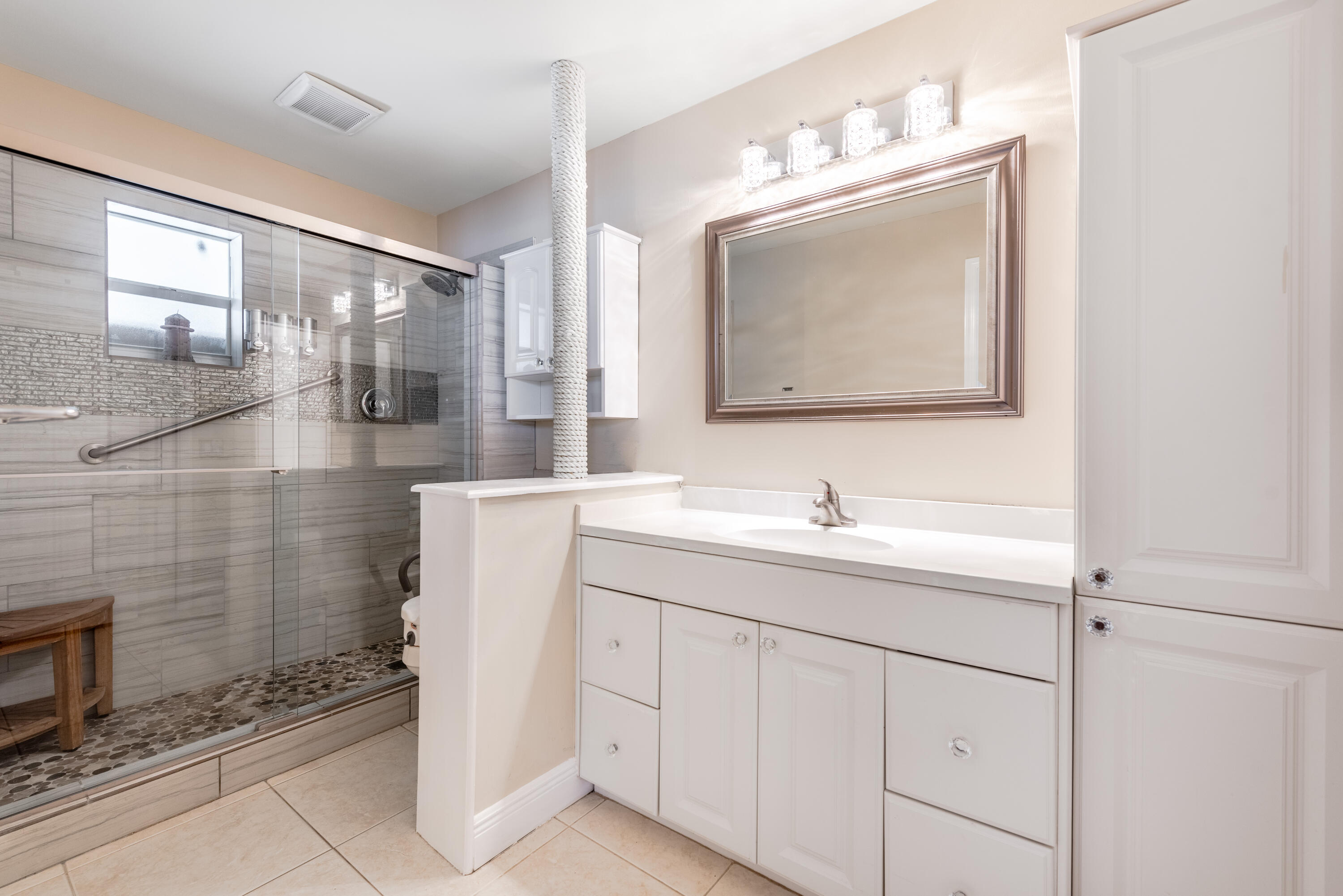 2150 NE 34 Court, Lighthouse Point