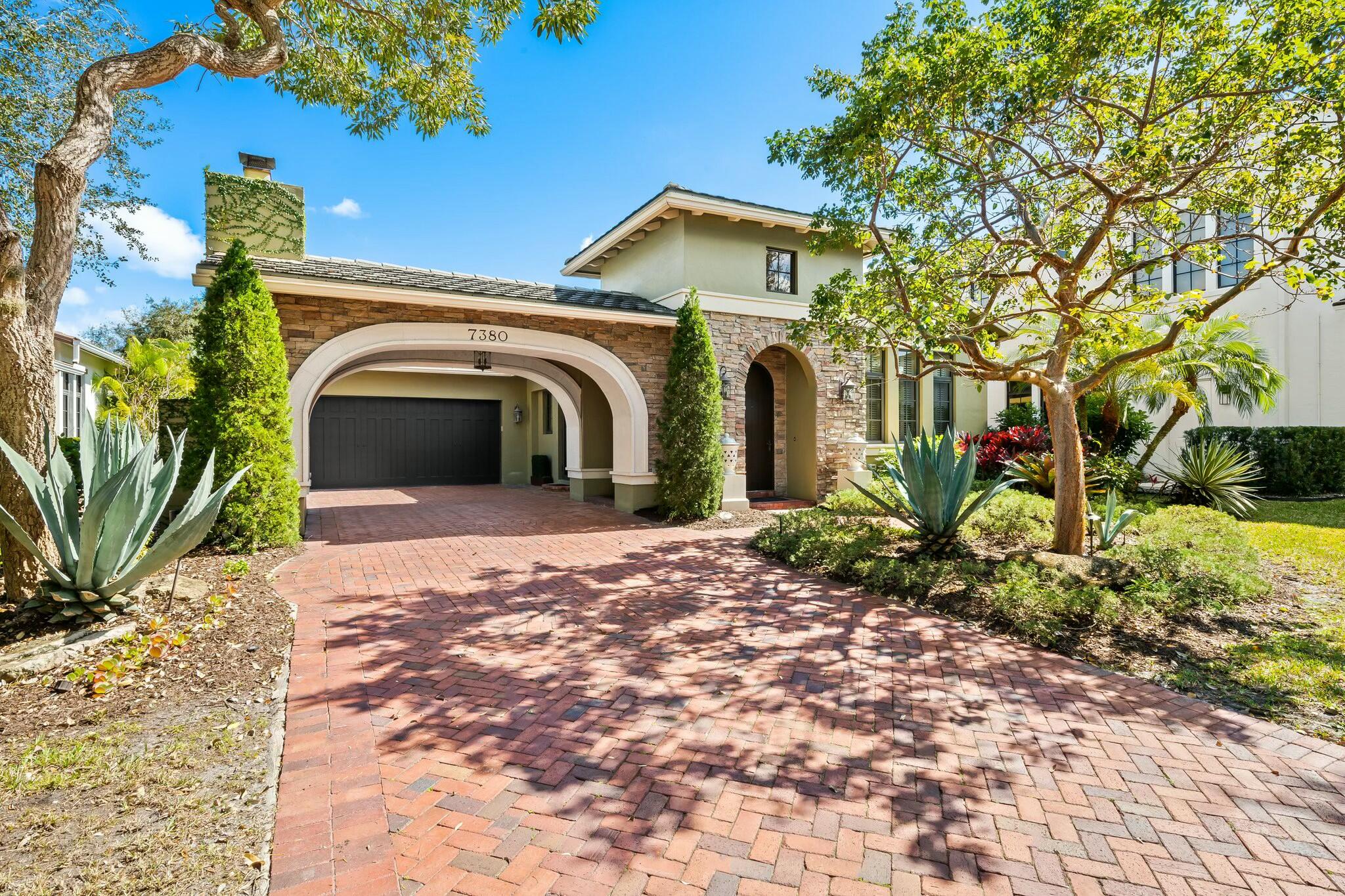 7380 Wisteria Av Avenue