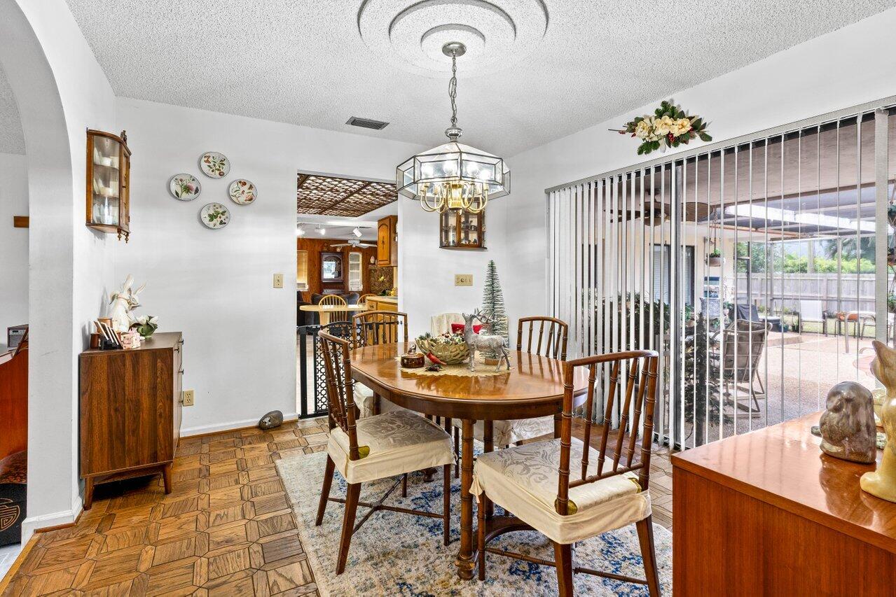 1120 SW 16th Street