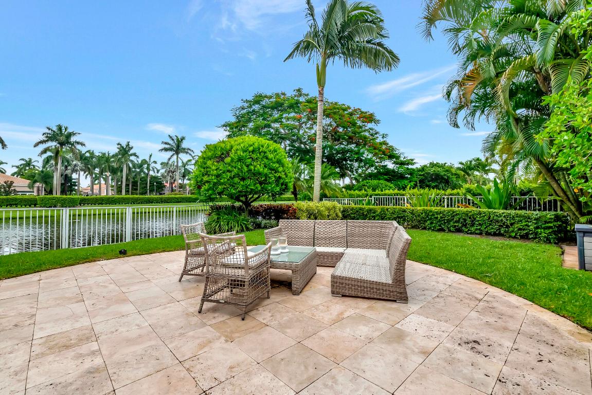 4085 Avalon Pointe Drive, Boca Raton