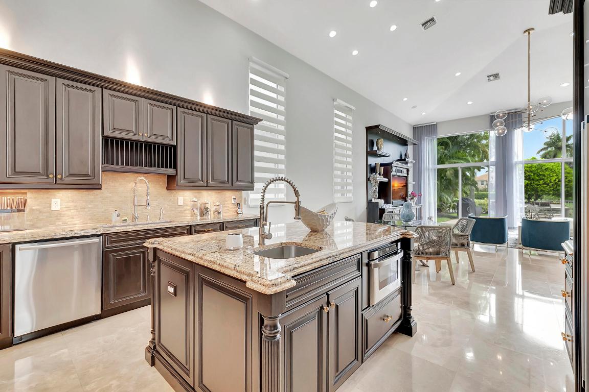 4085 Avalon Pointe Drive, Boca Raton