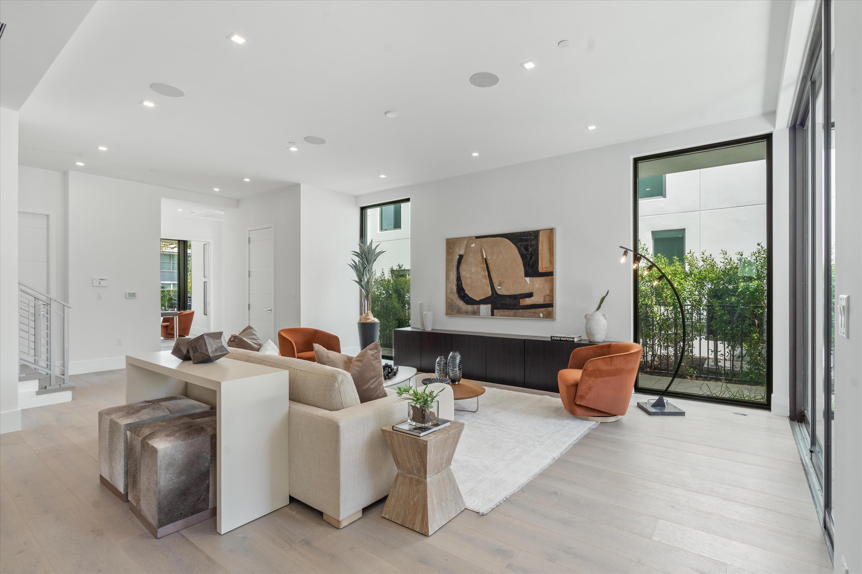 1068 Del Harbour Drive