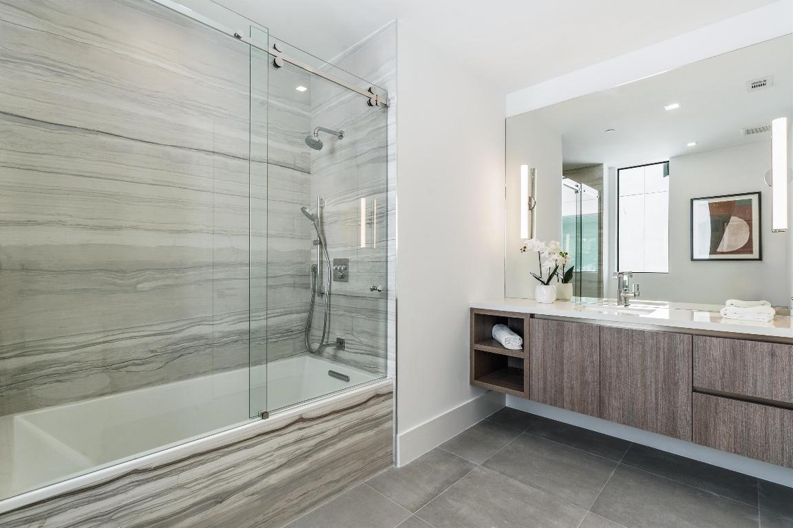 1068 Del Harbour Drive