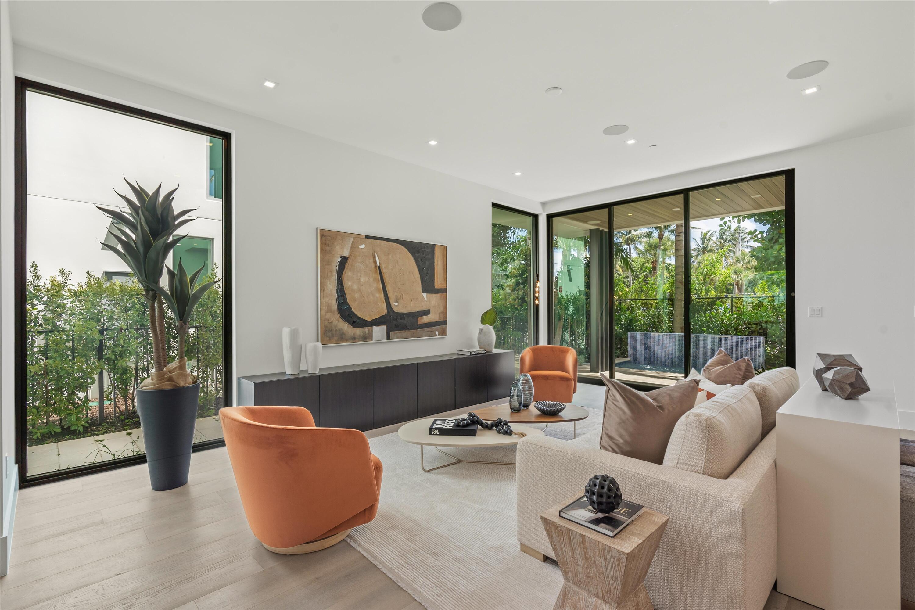 1068 Del Harbour Drive