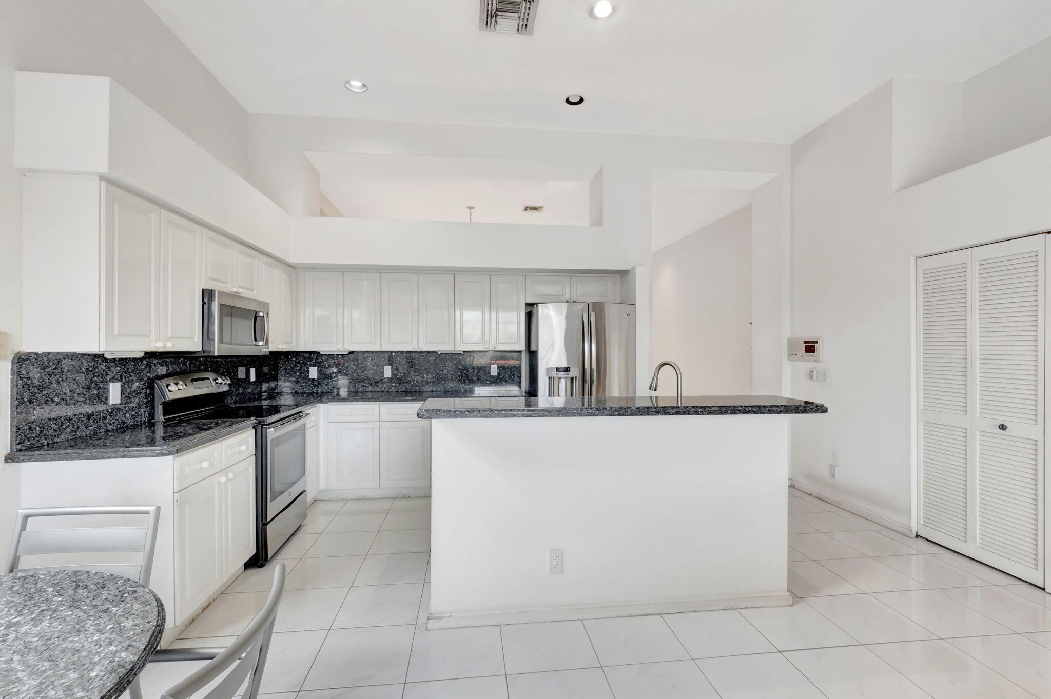 6656 NW 24th Terrace