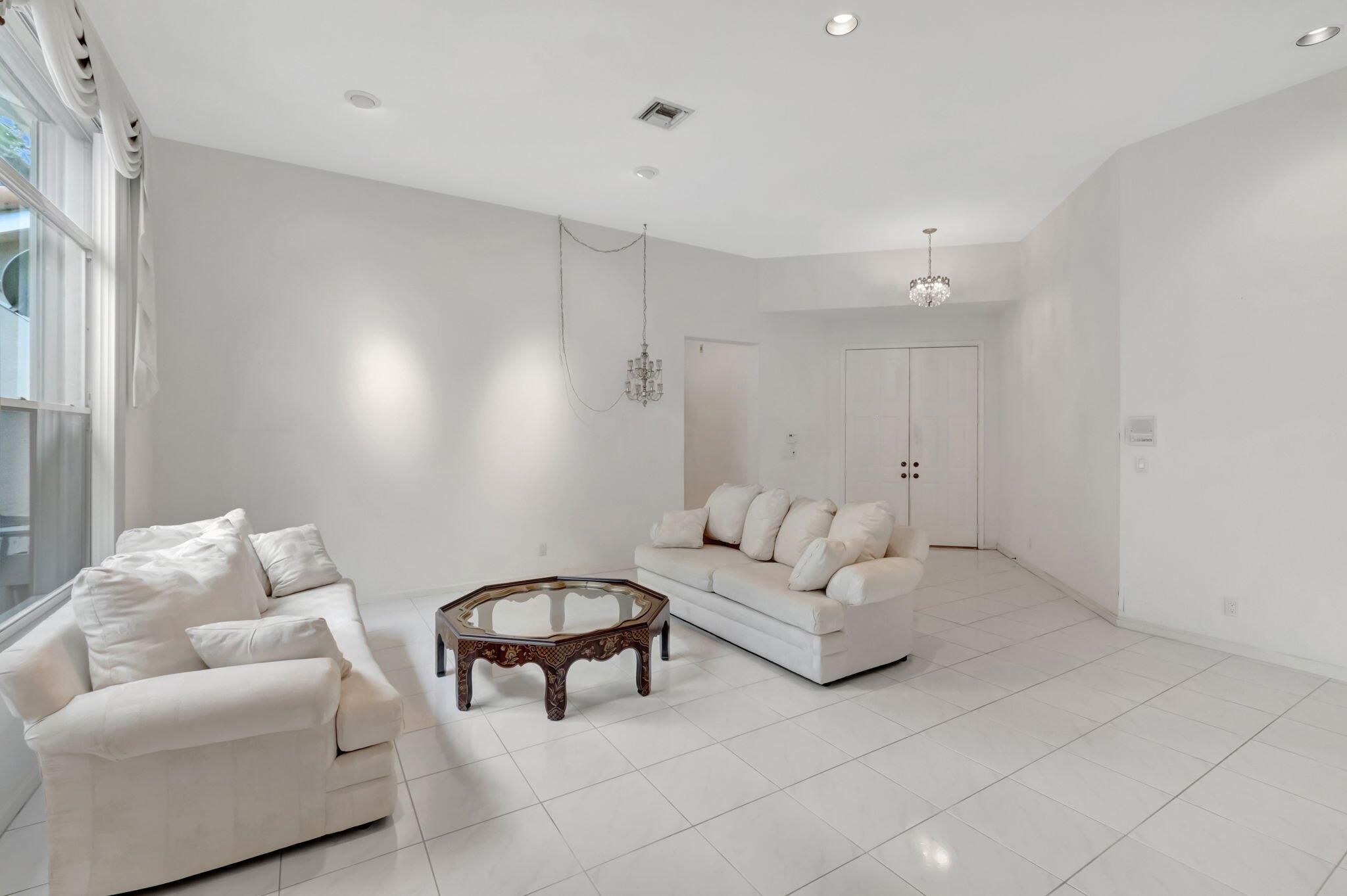 6656 NW 24th Terrace