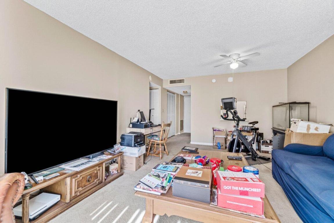 500 Executive Center Drive 5f, West Palm Beach Unit: 5f